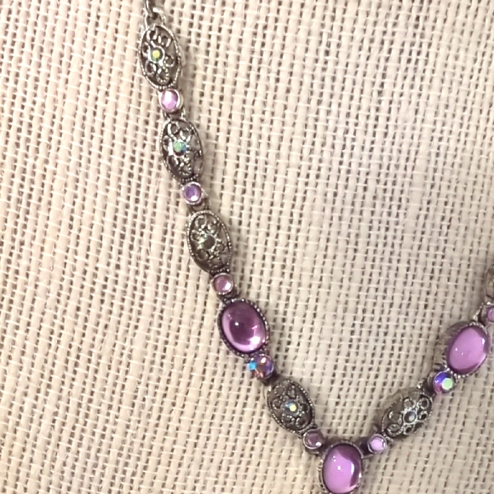 Vintage Avon SP Necklace With Pink Oval Crystals And Aurora Filigree Silver Tone - Picture 5 of 8